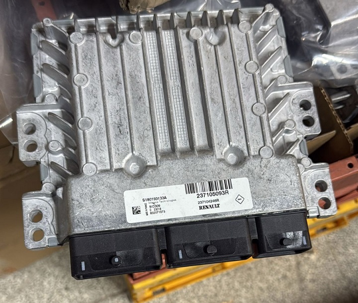 MOTOR ENJEKSİYON BEYNİ 237105093R MASTER III