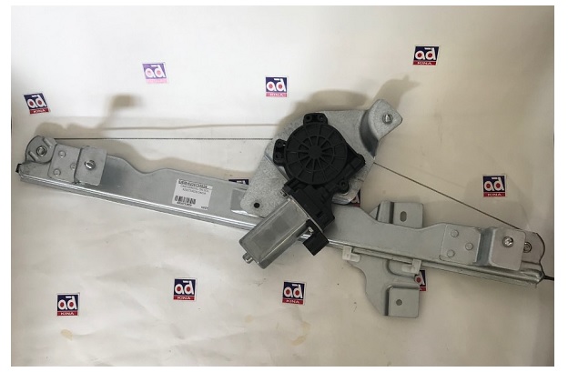 CAM KRİKOSU ÖN SAĞ 8200733828 DUSTER SANDERO LOGAN