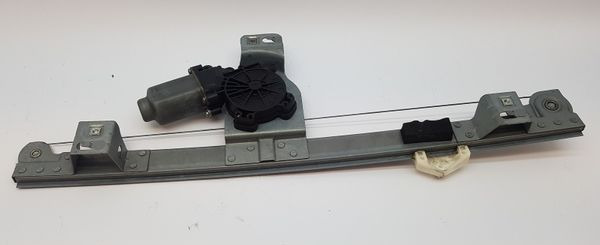 CAM KRİKOSU ARKA SAĞ 827200474R KANGO III