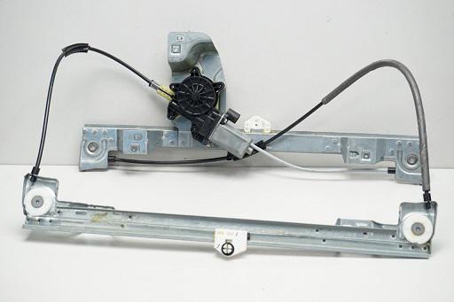 CAM KRİKOSU ÖN SAĞ 807207012R KANGO III
