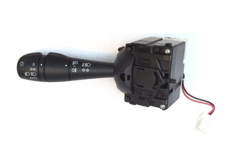 FAR SİNYAL KUMANDA KOLU 255675887R (AUTO’LU) CLIO-IV CAPTUR TRAFIC-III