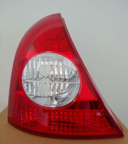 Renault Clio Hatcback Arka Sol Stop Far Lambası 2002 2003